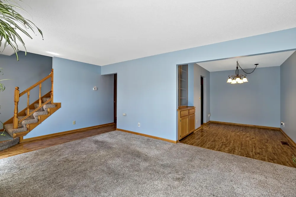 1224 Landmark Trail S Hopkins, MN 55343