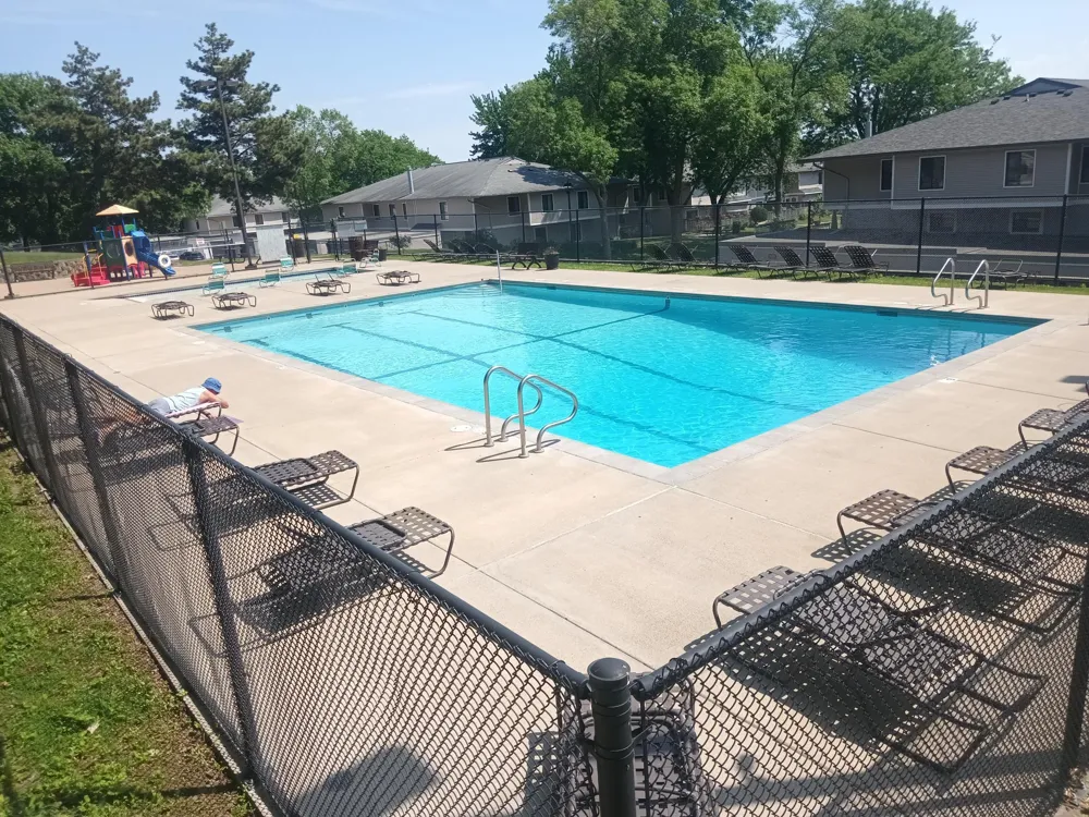 1224 Landmark Trail S Hopkins, MN 55343