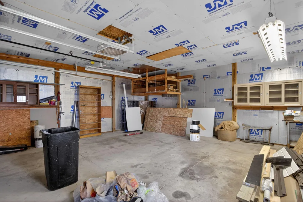 4078 Donnely Road Leoni Township, MI 49201