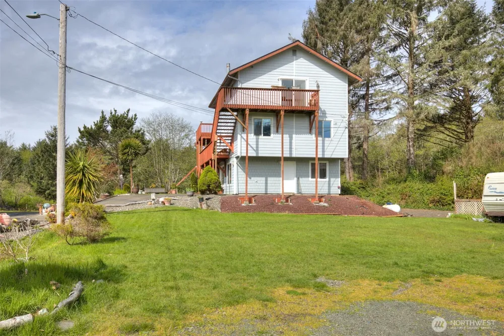 2691 State Route 109 Ocean City, WA 98569