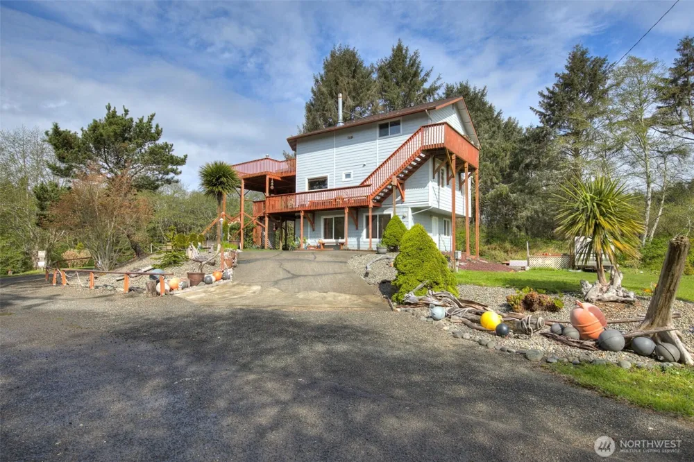 2691 State Route 109 Ocean City, WA 98569