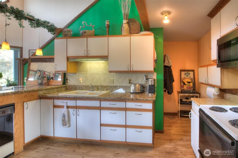 2691 State Route 109 Ocean City, WA 98569