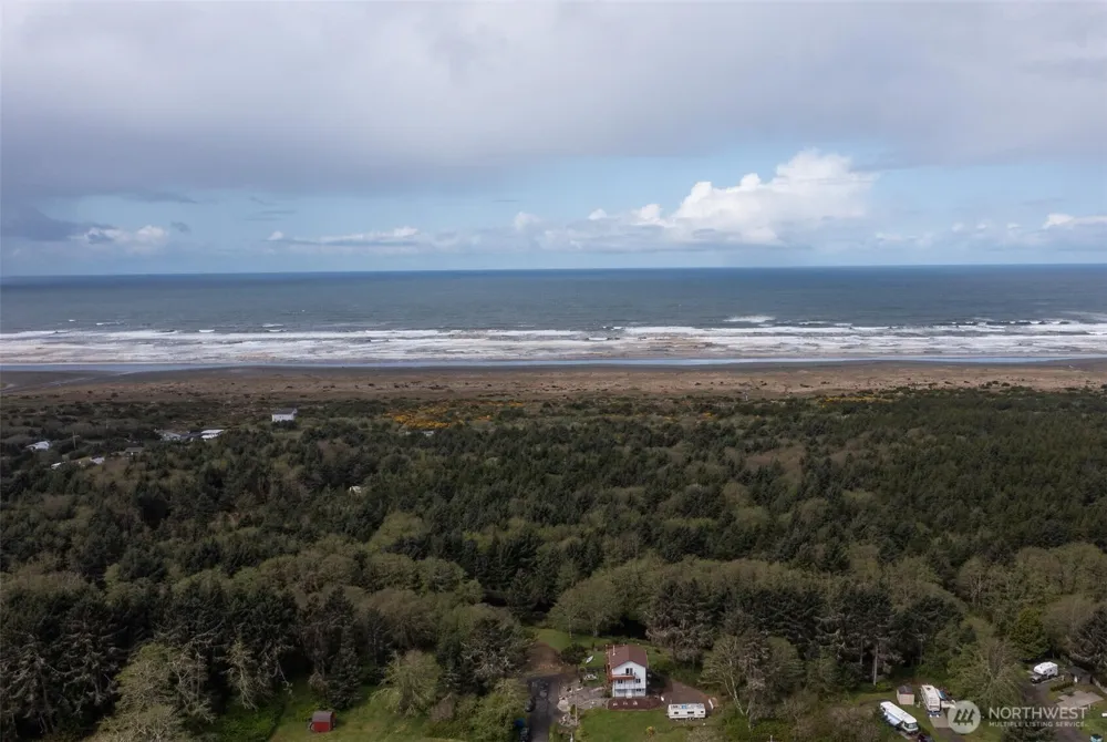2691 State Route 109 Ocean City, WA 98569