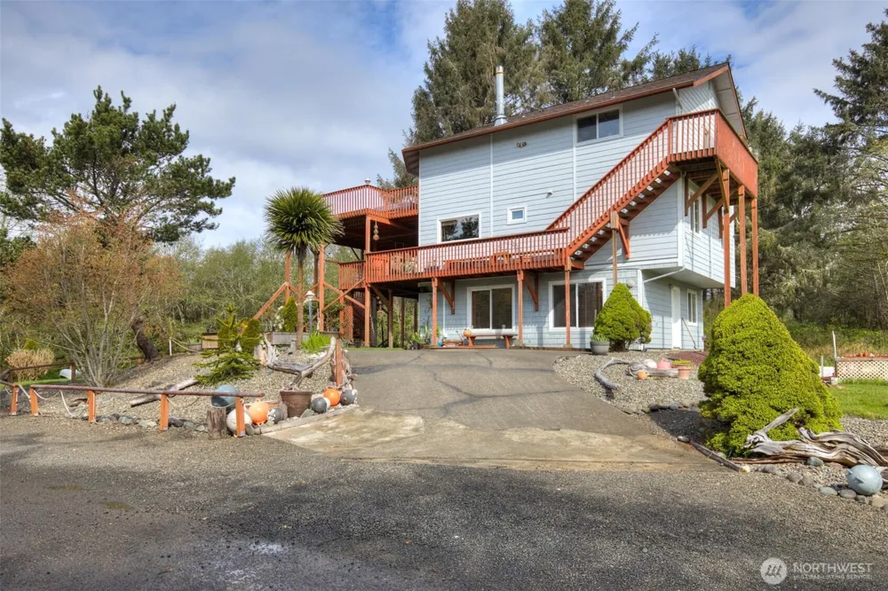 2691 State Route 109 Ocean City, WA 98569