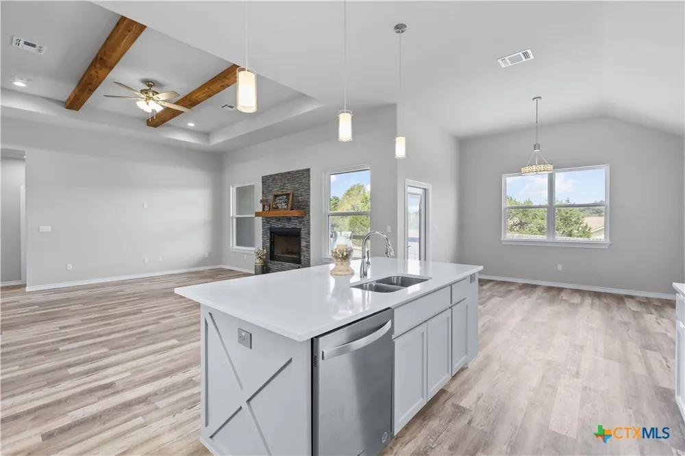1361 Yaupon Drive Fischer, TX 78623