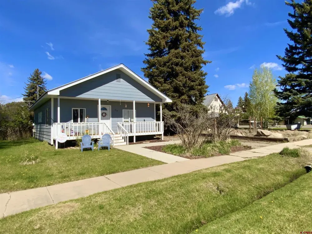 317 Wisconsin Street Gunnison, CO 81230