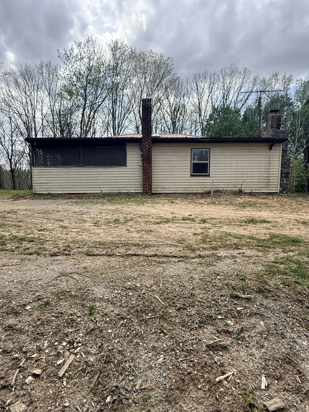 935 Sugar Tree Knob Rd Liberty, TN 37095