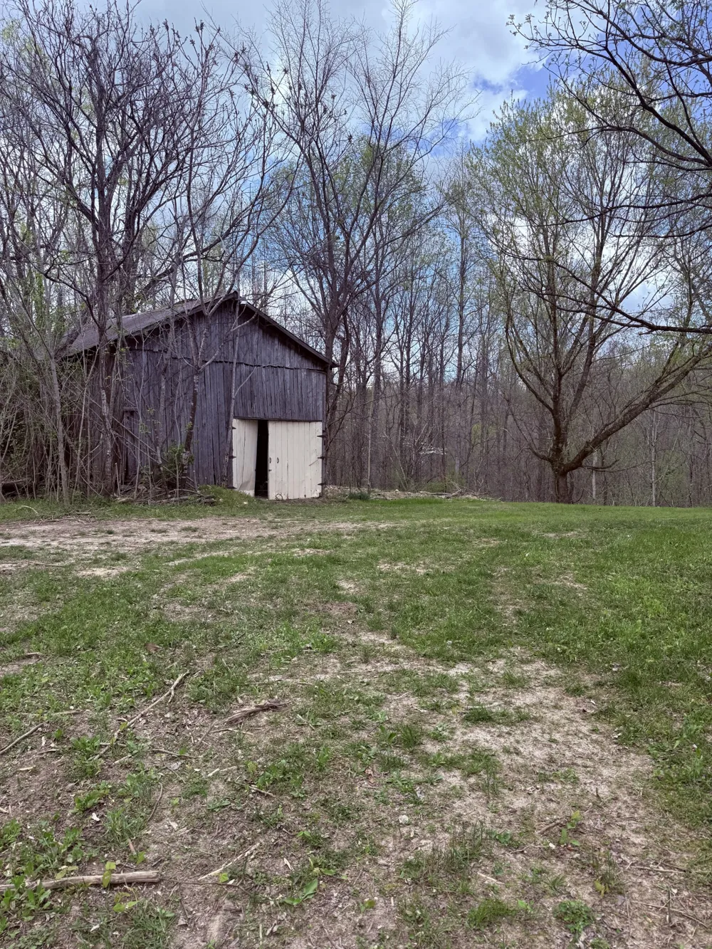 935 Sugar Tree Knob Rd Liberty, TN 37095
