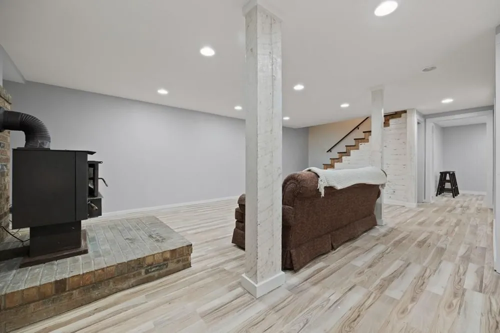 200 Duke Ln Livingston, TN 38570