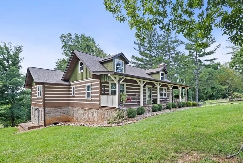 200 Duke Ln Livingston, TN 38570