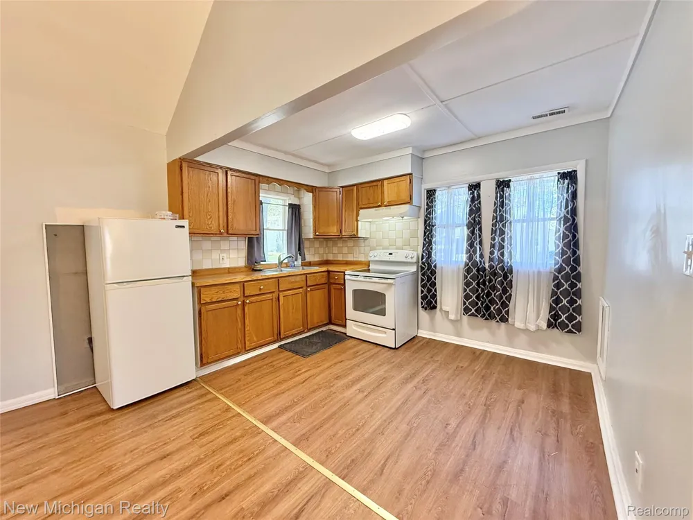 300 Georgia Drive Elba Township, MI 48446