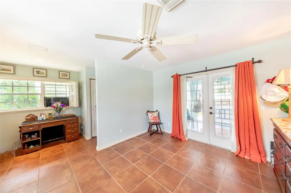 316 ALBA STREET E Venice, FL 34285
