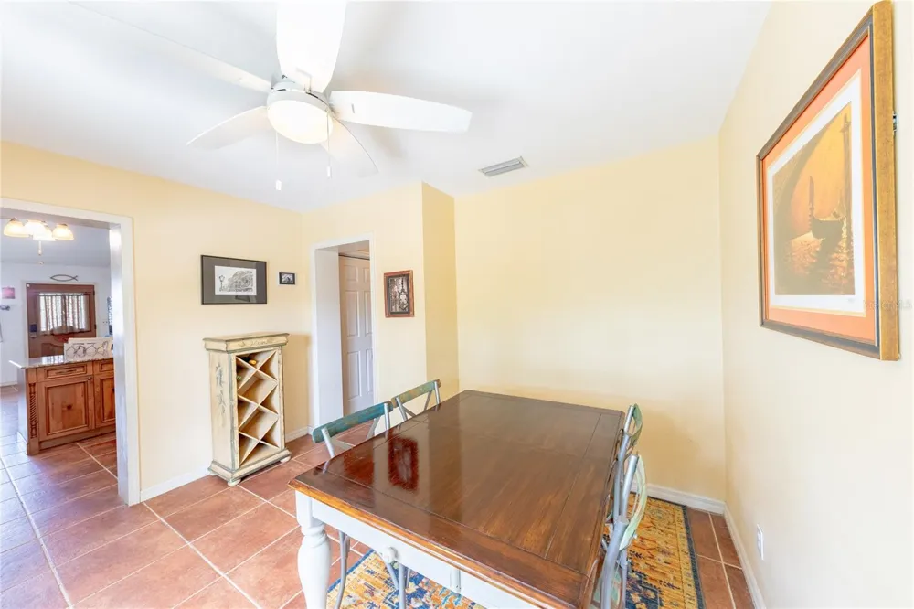 316 ALBA STREET E Venice, FL 34285