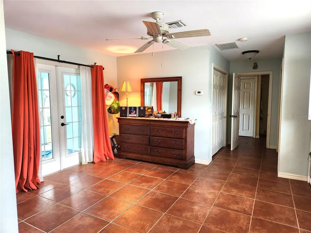 316 ALBA STREET E Venice, FL 34285