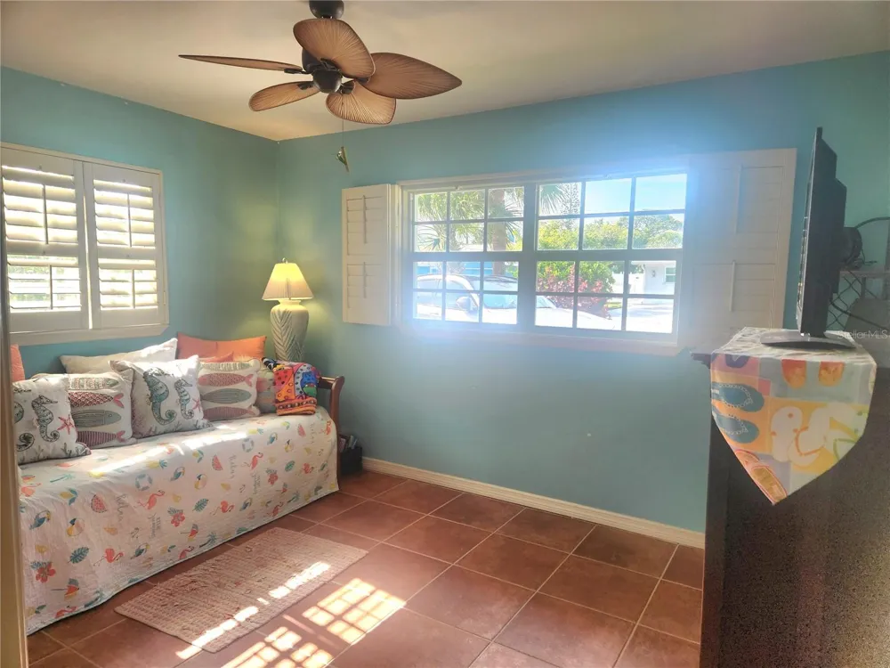 316 ALBA STREET E Venice, FL 34285