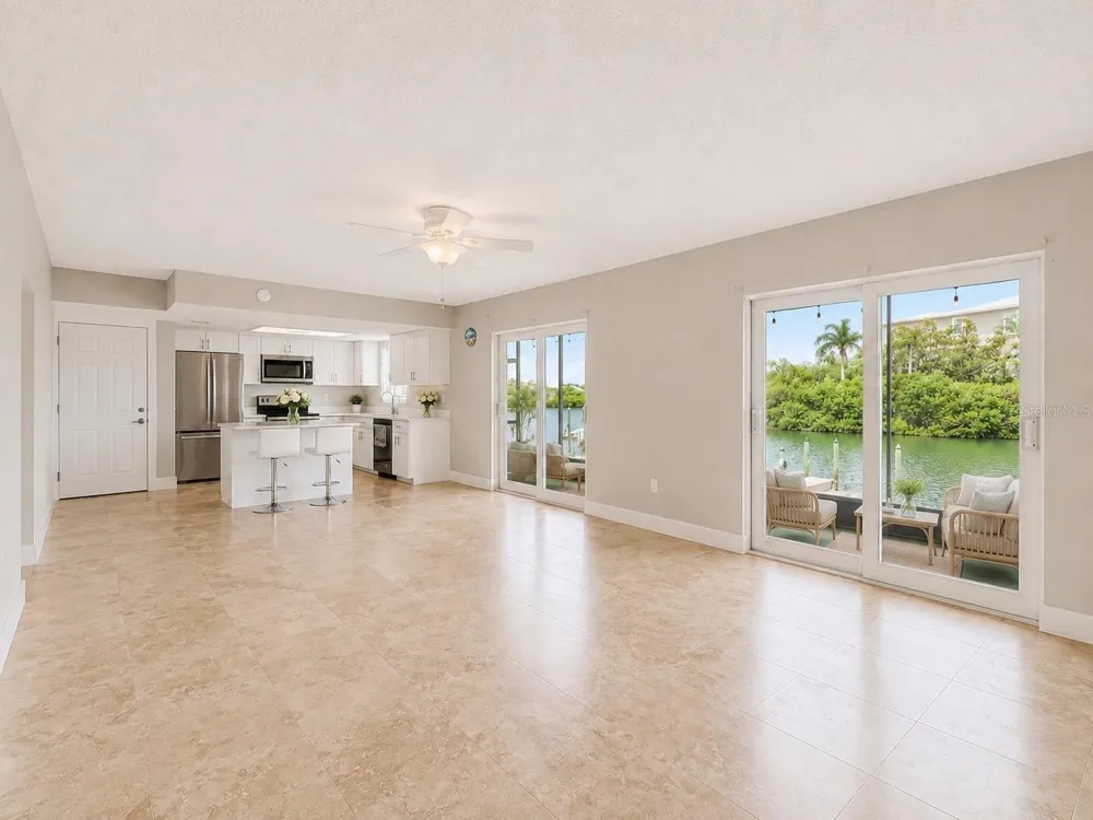 8818 BAY POINTE DRIVE #108 Tampa, FL 33615
