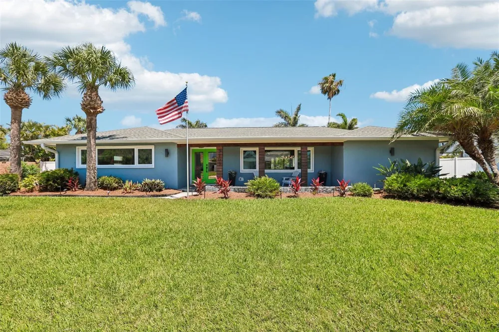 3203 HIBISCUS DRIVE W Belleair Beach, FL 33786