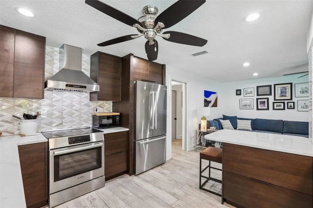 3203 HIBISCUS DRIVE W Belleair Beach, FL 33786