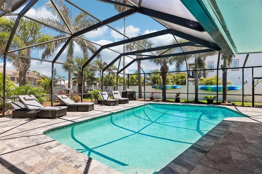 3203 HIBISCUS DRIVE W Belleair Beach, FL 33786