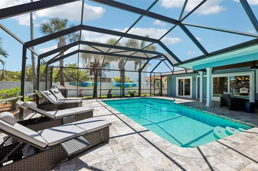 3203 HIBISCUS DRIVE W Belleair Beach, FL 33786