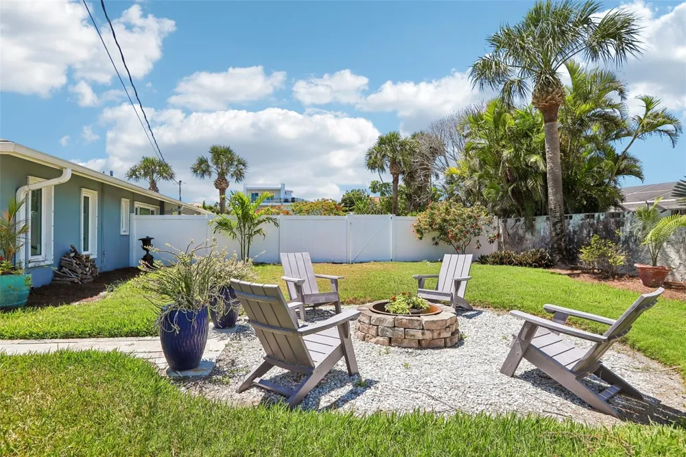 3203 HIBISCUS DRIVE W Belleair Beach, FL 33786