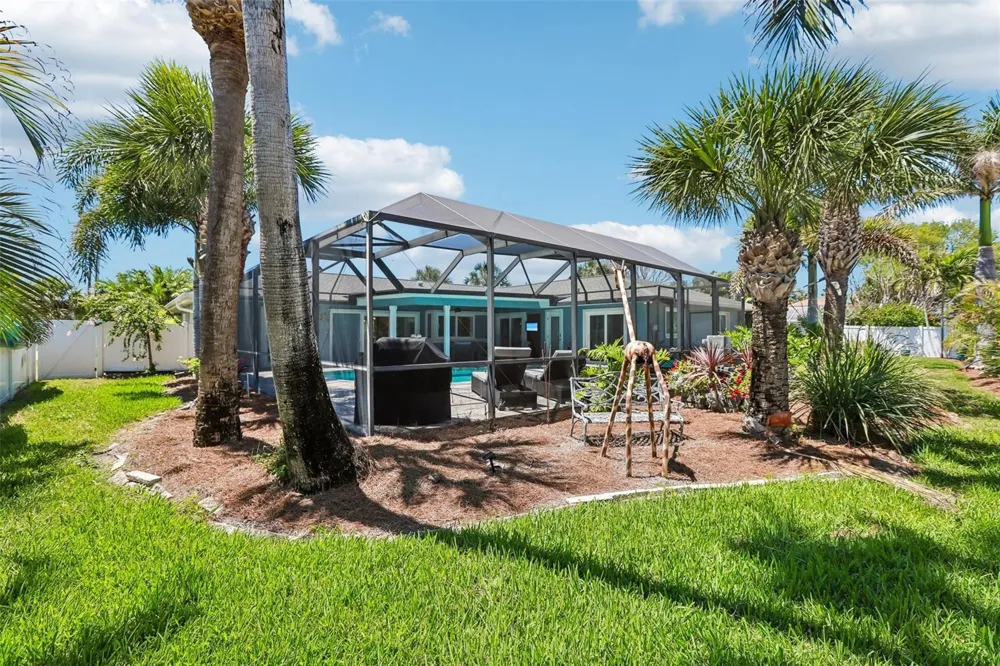 3203 HIBISCUS DRIVE W Belleair Beach, FL 33786