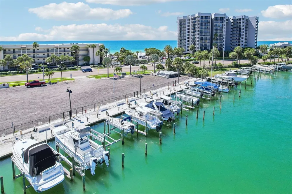 3203 HIBISCUS DRIVE W Belleair Beach, FL 33786
