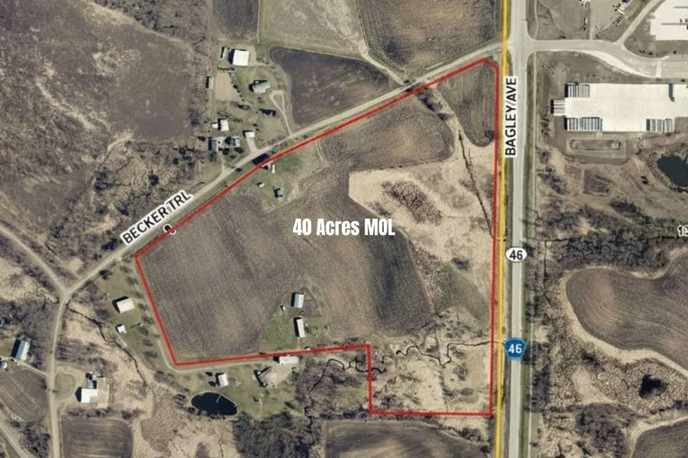 2240 Becker Trail Faribault, MN 55021