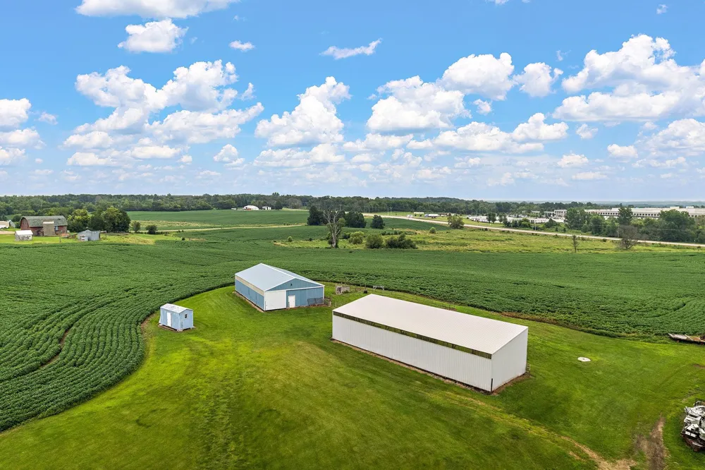 2240 Becker Trail Faribault, MN 55021