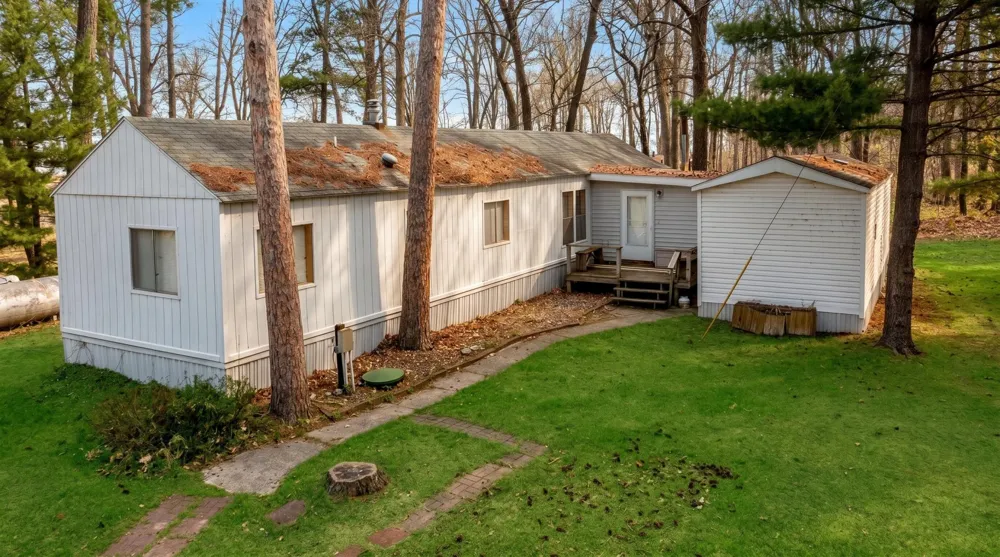 8374 + 8376 Onigum Road NW Walker, MN 56484
