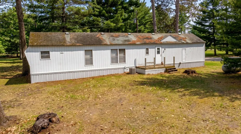 8374 + 8376 Onigum Road NW Walker, MN 56484