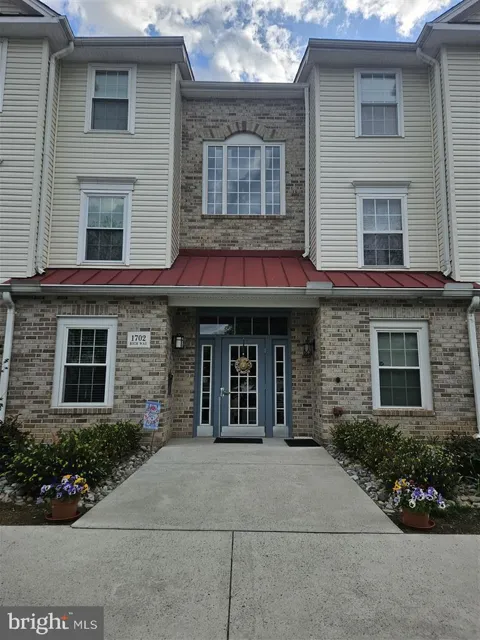 1702 RICH WAY #3D