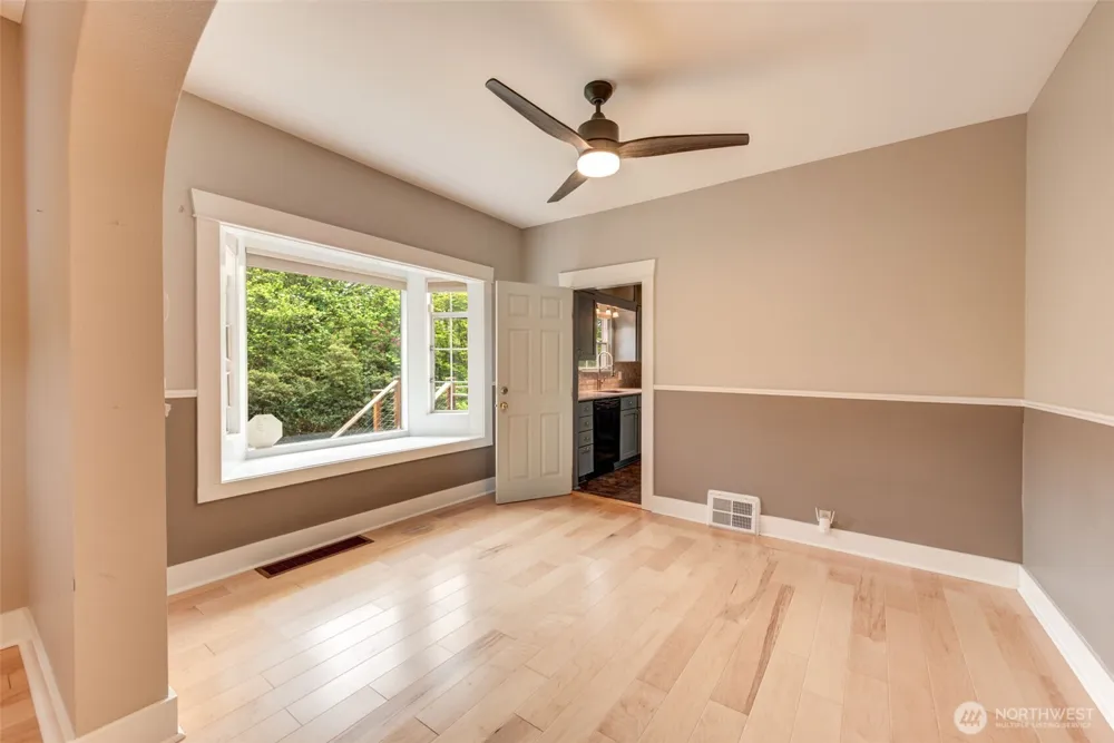 654 W Main Street Monroe, WA 98272
