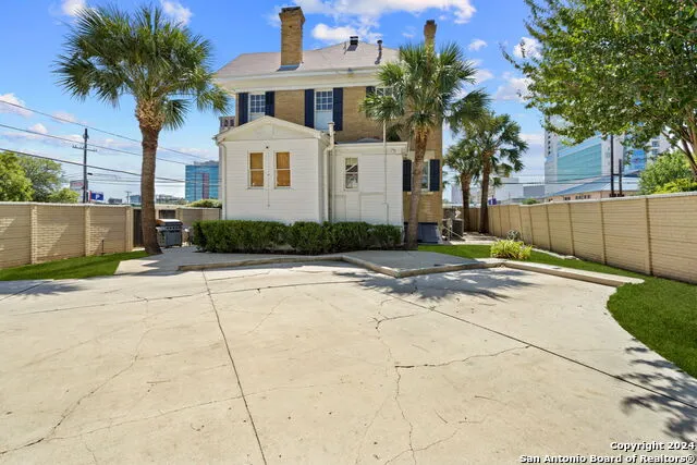 623 Augusta San Antonio, TX 78215