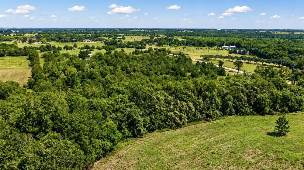 6 Wonder Hill Road Chappell Hill, TX 77426