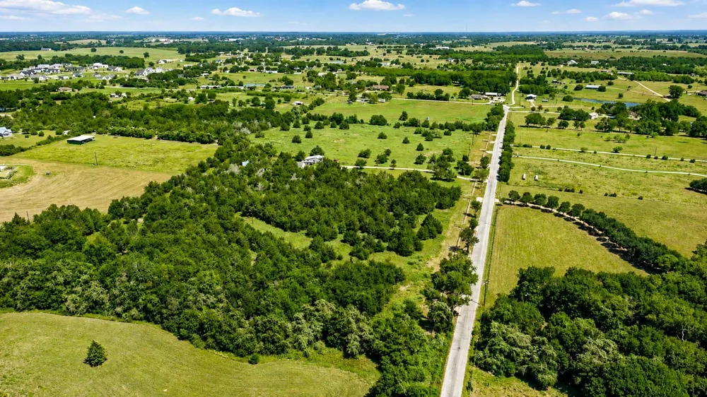 6 Wonder Hill Road Chappell Hill, TX 77426