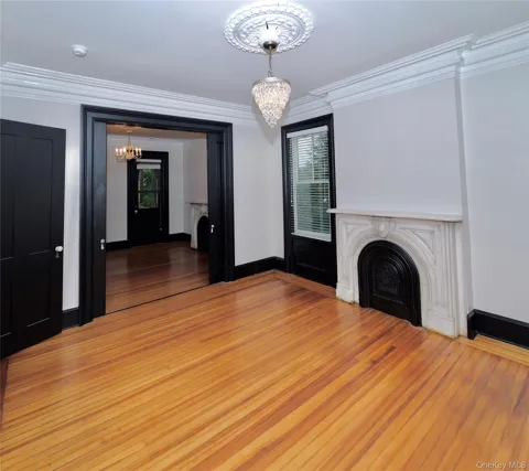 4 Grand Street #2