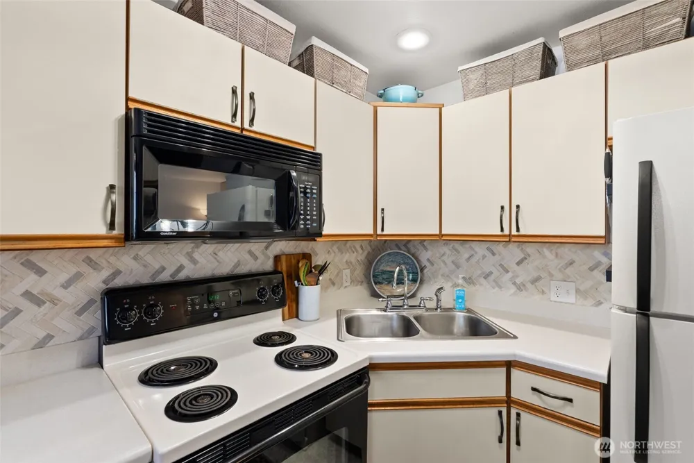 2855 S Forrest Street #206 Westport, WA 98595