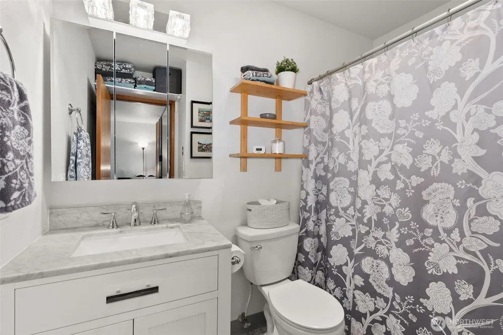 2855 S Forrest Street #206 Westport, WA 98595