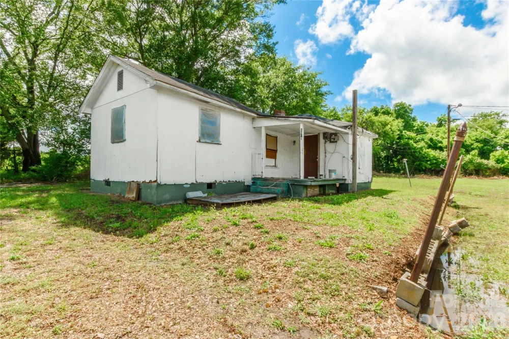 689c Pinckney Road Chester, SC 29706