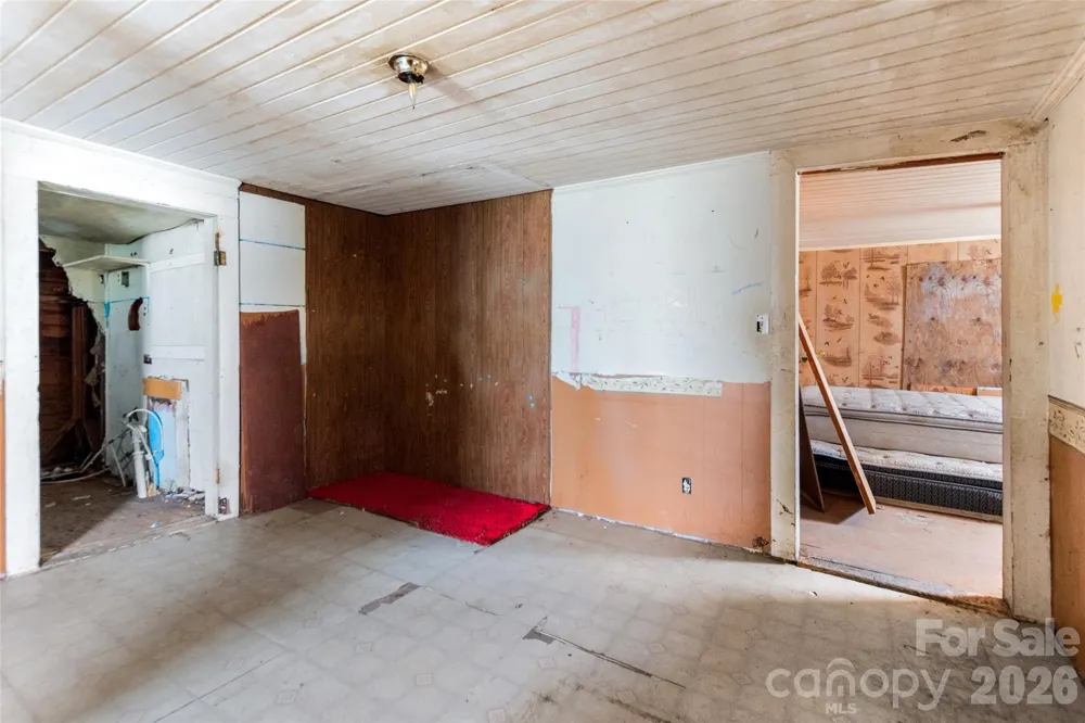 689c Pinckney Road Chester, SC 29706