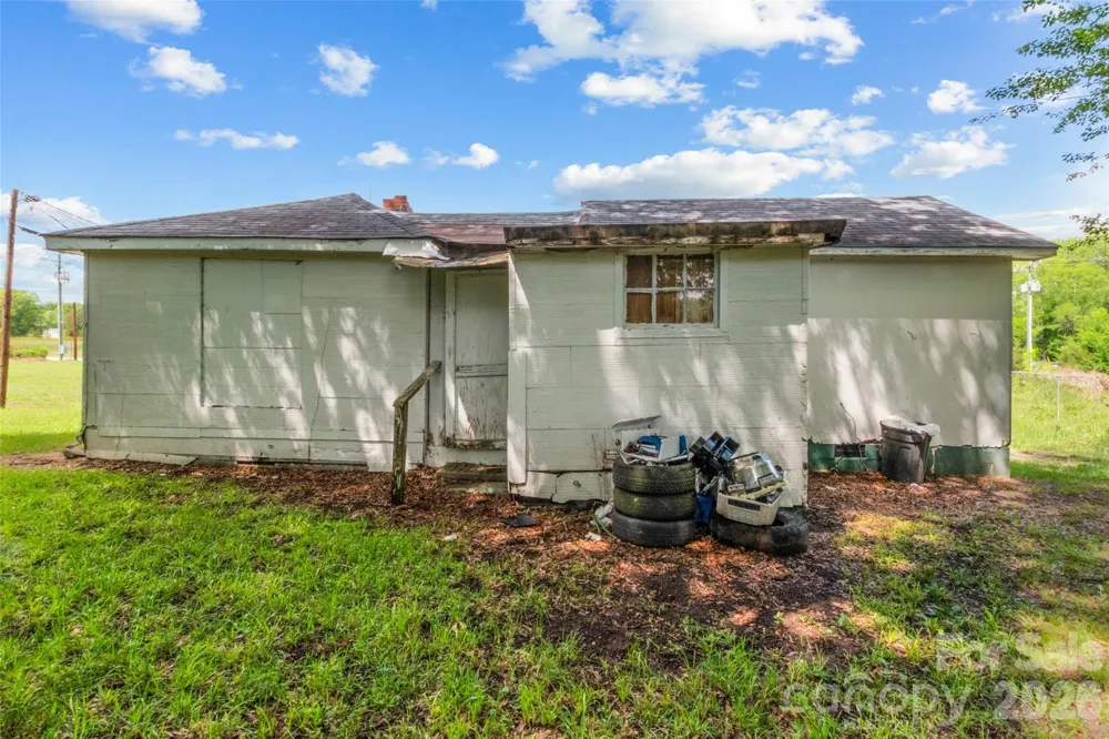 689c Pinckney Road Chester, SC 29706