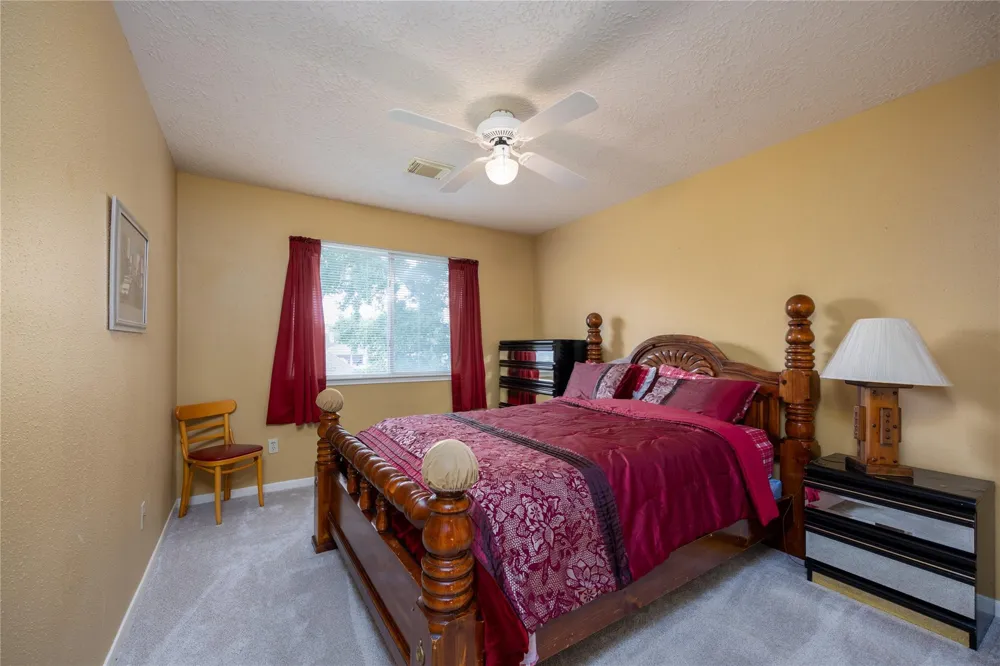 303 Welford Lane Highlands, TX 77562