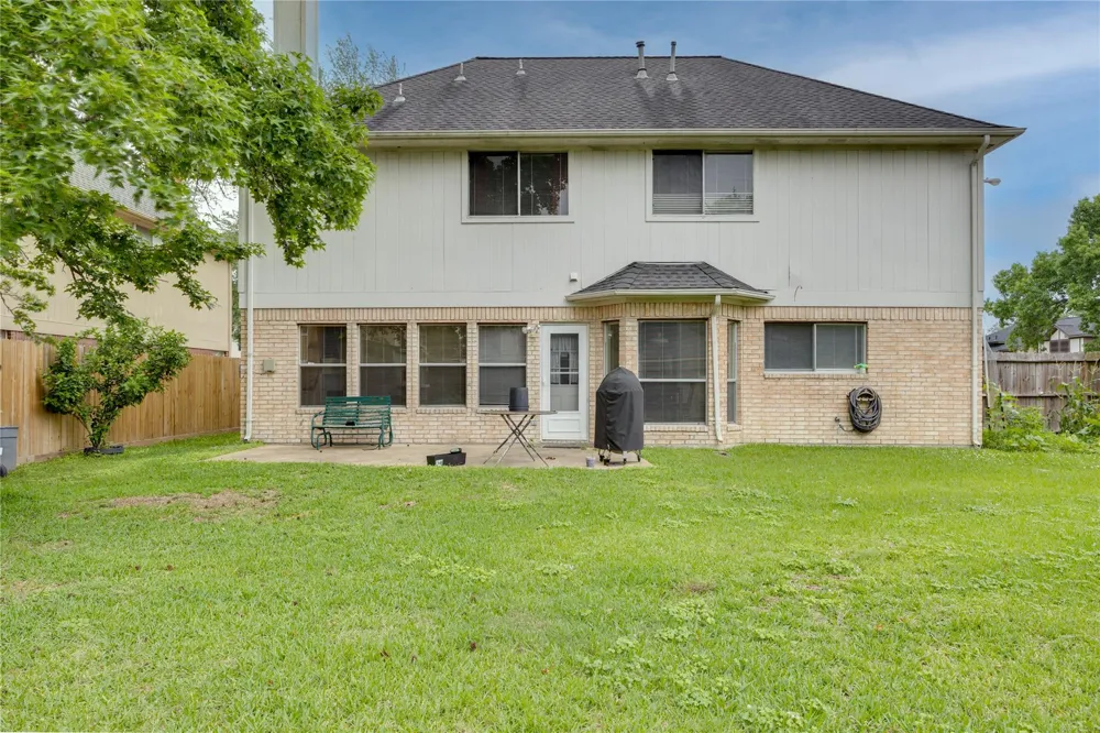 303 Welford Lane Highlands, TX 77562
