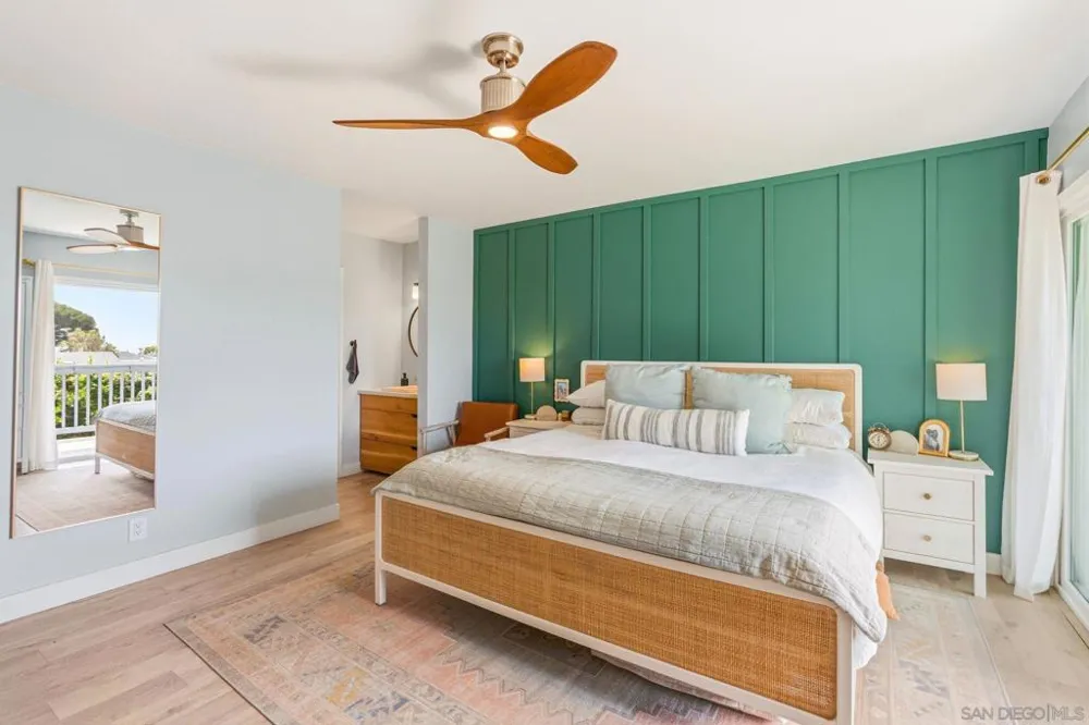 652 E Solana Circle Solana Beach, CA 92075