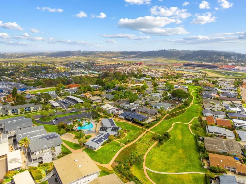 652 E Solana Circle Solana Beach, CA 92075