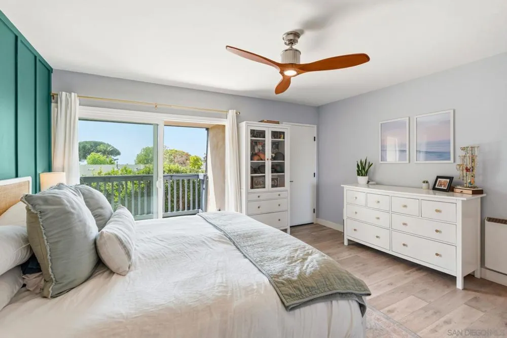 652 E Solana Circle Solana Beach, CA 92075