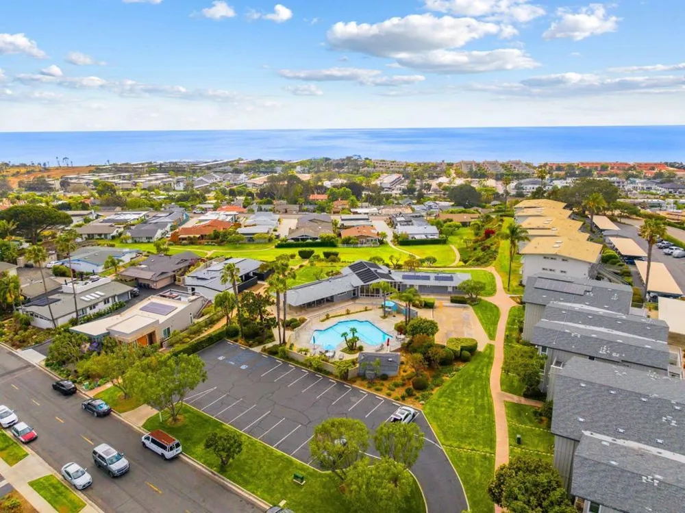 652 E Solana Circle Solana Beach, CA 92075
