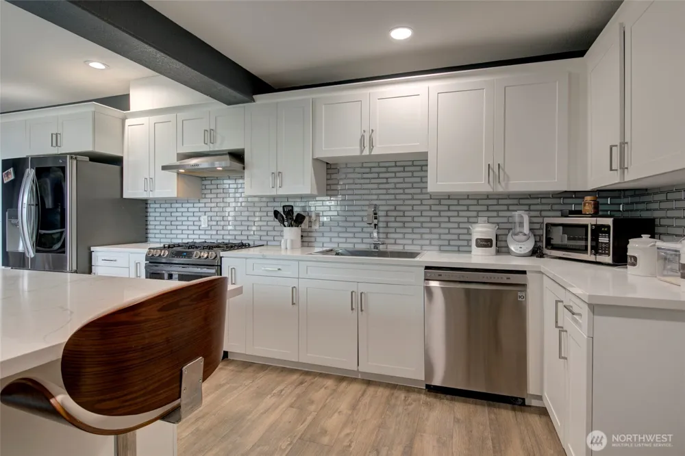 802 Eklund Avenue Hoquiam, WA 98550
