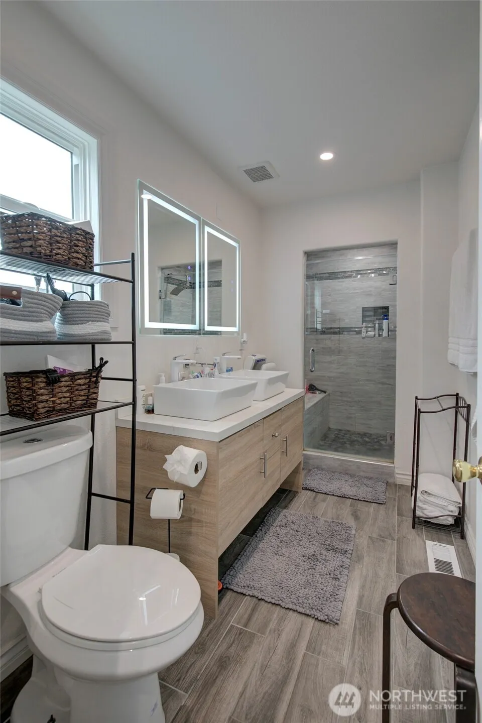 802 Eklund Avenue Hoquiam, WA 98550